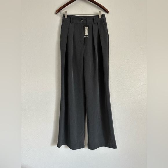 Nasty Gal Dark Gray Wide Leg High Waisted Pleated Trouser - Picture 3 of 6